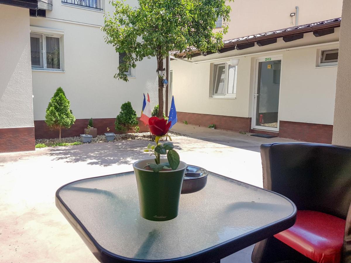 Nice & Cozy Apartments Timisoara Exterior photo